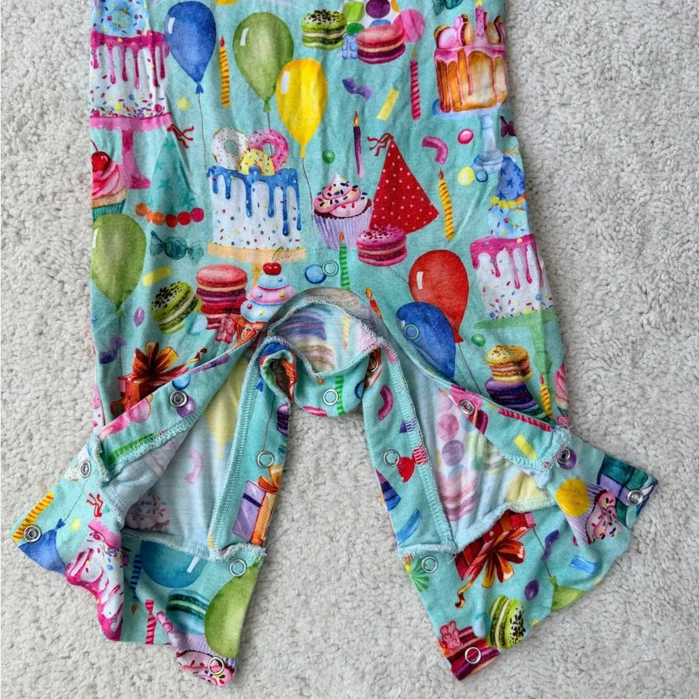 Posh Peanut Short Sleeve “Happy Birthday” Snap Closure Bodysuit - Picture 6 of 10